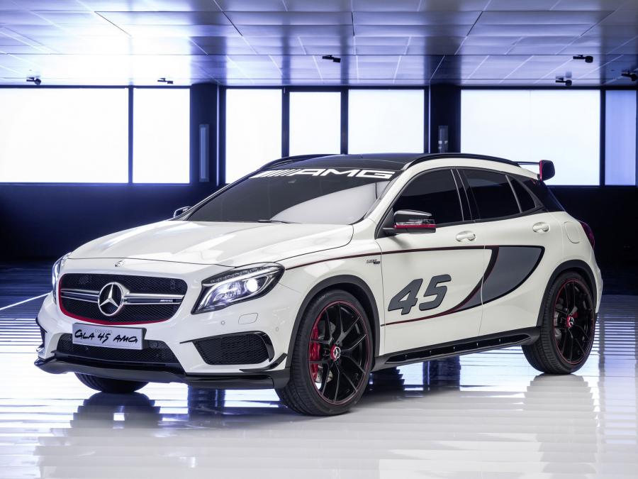  Mercedes-Benz Concept GLA45 AMG 2013 года  (фото 7 из 11)